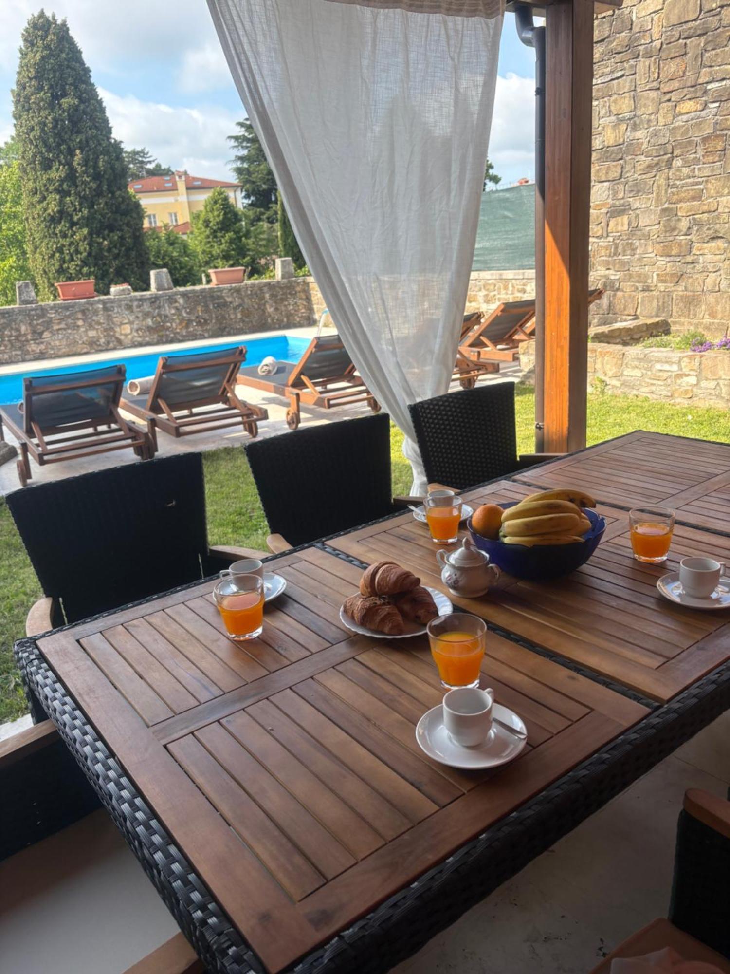 Villa Letizia Oprtalj Экстерьер фото